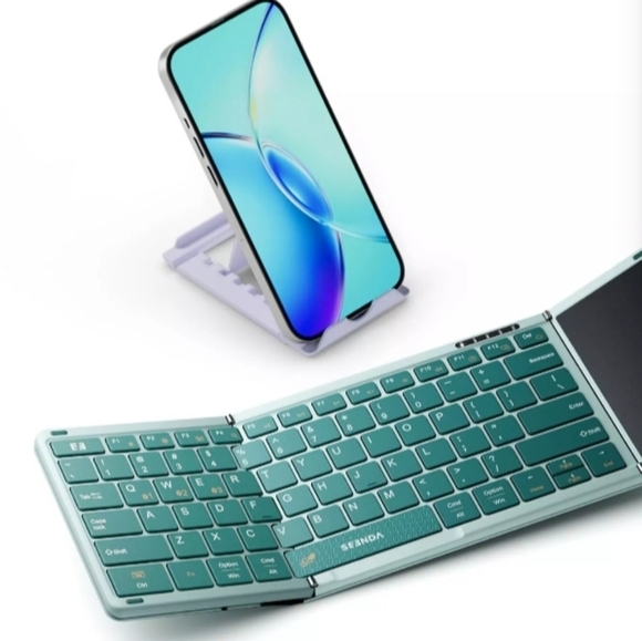NIB SEENDA Foldable Bluetooth Keyboard with Touchpad - Picture 6 of 11